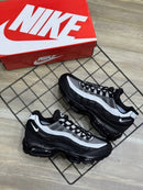 Nike AirMax 95 NOVO Preto c/ Cinza