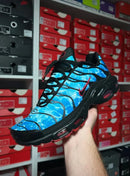 Nike Air Max TN Plus Estampa Água Azul c/ Preto