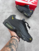 Nike AirMax 95 NOVO Preto c/ Amarelo