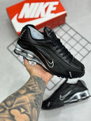 Nike Shox R4 Preto c/ Prata