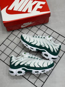 Nike AirMax TN Plus Lacoste Branco Verde
