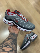 Nike AirMax TN Cinza c/ Vermelho e Branco