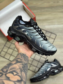Nike AirMax TN Branco Preto c/ Cinza