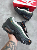 Nike AirMax 95 NOVO Preto c/ Verde e Laranja