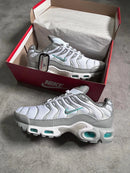 Nike AirMax TN Branco c/ Cinza e Turquesa