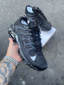 Nike AirMax Terrascape Preto c/ Respingos Brancos