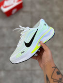Nike Journey Run Branco c/ Verde Limão e Preto