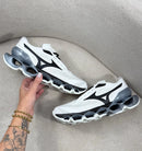 Mizuno Prophecy 15 Branco c/ Preto e Cinza