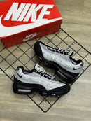 Nike AirMax 95 NOVO Preto c/ Prata