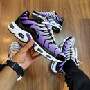 Nike Air Max TN Plus Roxo c/ Preto e Branco
