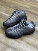 Nike AirMax 95 NOVO Cinza