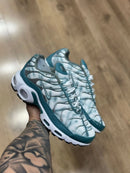 Nike AirMax TN Branco c/ Verde Petróleo