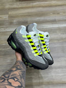 Nike AirMax 95 Cinza c/ Verde Neon
