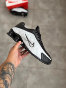Nike Shox R4 Preto c/ Branco