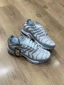 Nike AirMax TN Branco c/ Cinza e Verde Menta