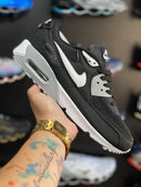 Nike AirMax 90 Preto c/ Branco