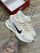 Nike Journey Run Creme c/ Bege e Azul Marinho