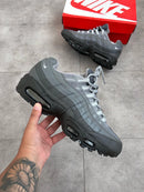 Nike AirMax 95 Cinza