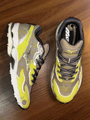 Mizuno Wave Rider Roeblockdown Anobloque Cinza c/ Amarelo