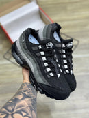 Nike AirMax 95 NOVO Preto c/ Cinza Escuro