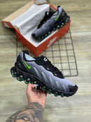 Nike AirMax DN8 Preto c/ Cinza e Verde