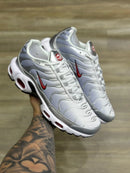 Nike AirMax TN Branco c/ Cinza e Vermelho