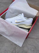 Nike Journey Run Branco c/ Creme