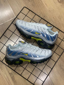 Nike AirMax TN Branco c/ Azul e Amarelo Neon