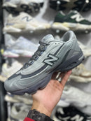 New Balance 1000 Cinza