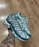 Nike Air Max TN Plus Branco c/ Verde Petróleo
