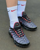 Nike AirMax TN Preto c/ Cinza e Vermelho 2