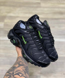 Nike AirMax TN Preto c/ Verde