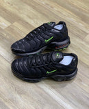 Nike AirMax TN Preto c/ Verde