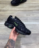 Nike AirMax TN Preto c/ Verde