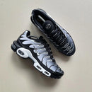 Nike AirMax TN Cinza Preto c/ Prata e Branco
