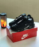 Nike AirMax TN Preto c/ Branco