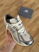 New Balance 1906R Moonrock