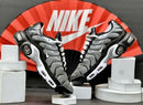 Nike AirMax TN Plus Cinza c/ Preto e Branco