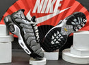 Nike AirMax TN Plus Cinza c/ Preto e Branco