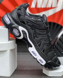 Nike AirMax TN Plus Preto c/ Solado Branco