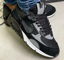 Nike AirMax 90 Preto c/ Cinza Claro