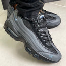 Nike AirMax 95 NOVO Cinza Escuro c/ Preto e Azul
