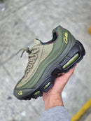 Nike AirMax 95 NOVO Verde Militar c/ Amarelo