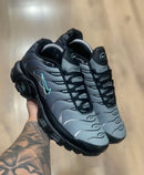 Nike AirMax TN Plus Cinza Preto c/ Cinza e Turquesa