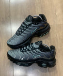 Nike AirMax TN Plus Cinza Preto c/ Cinza e Turquesa