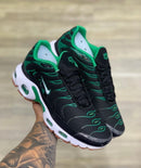 Nike AirMax TN Plus Verde Preto c/ Verde