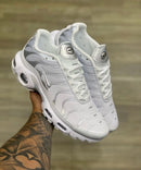 Nike AirMax TN Plus Branco c/ Prata