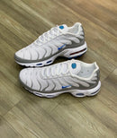 Nike AirMax TN Plus Branco c/ Cinza e Azul