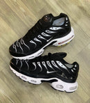 Nike AirMax TN Plus Preto c/ Branco