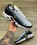 Nike AirMax TN Plus Branco Verde Verde Menta c/ Preto e Branco